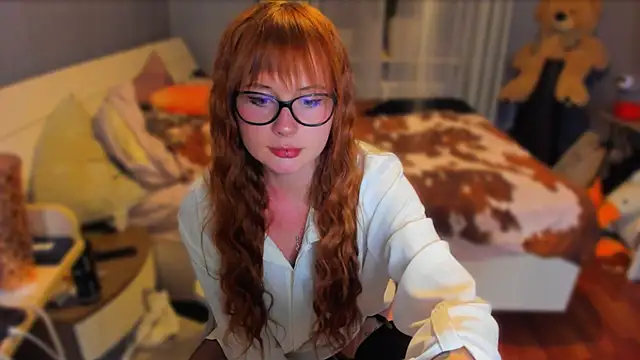 KlementinaBbG online show from September 8, 8:30 pm