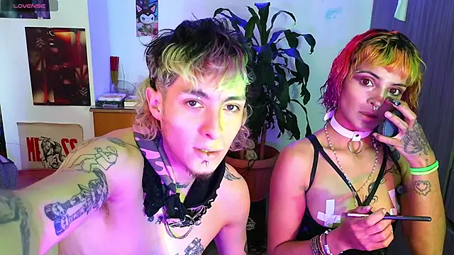 badeyes crazygoat online show from October 26, 4:02 pm