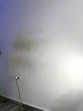 young liza online show from September 17, 6:50 pm