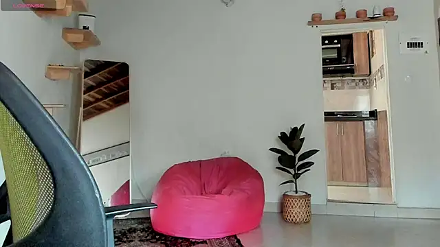 Rainbow leia online show from October 25, 6:26 pm