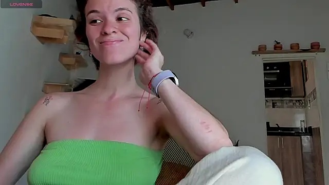 Rainbow leia online show from September 13, 7:11 pm