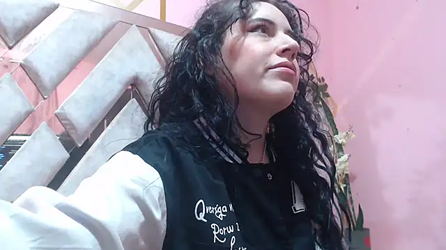 nadescomthxx online show from October 19, 4:42 pm