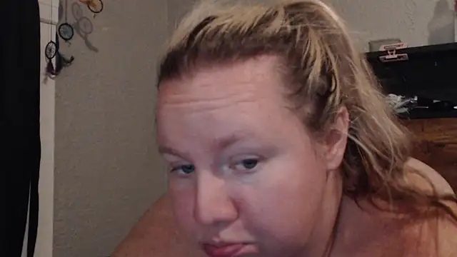 jayyleah93 online show from September 25, 2:43 am