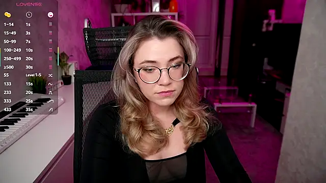 RemyCute online show from September 27, 7:32 pm