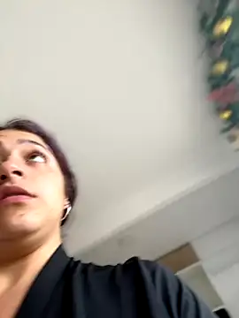 Alicia Ruiz online show from December 2, 1:46 pm