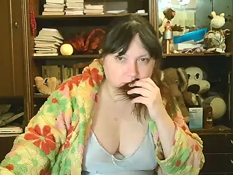 CarrieQPeach online show from March 9, 9:40 pm