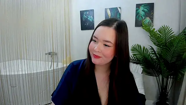 WishToBloom online show from March 4, 7:09 pm