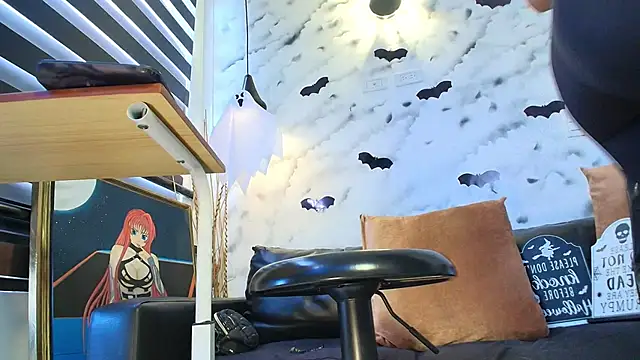 Sophie LittleS online show from October 22, 12:54 pm