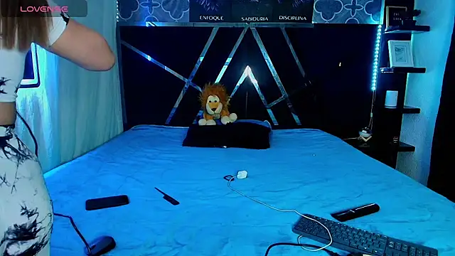 Zoe olsen online show from February 3, 10:01 pm