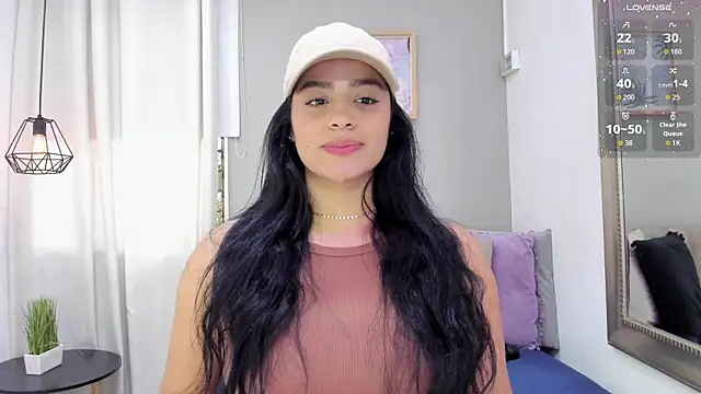 Paula Desousa online show from October 1, 8:14 pm