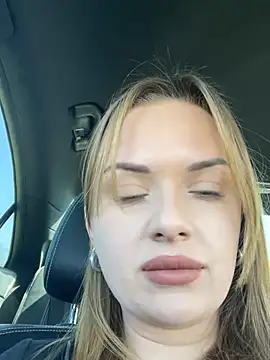 ElenaRebelle online show from February 26, 11:42 am