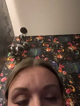 Bella-Tight online show from February 19, 8:40 pm