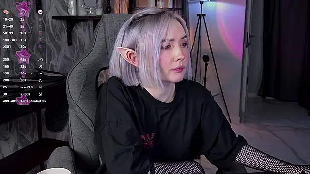 ReiYosimoto online show from January 11, 4:12 pm