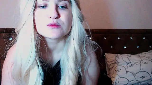 Sara4uu online show from November 14, 12:43 am