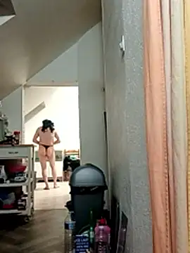 JOHANNA9MOI02 online show from March 9, 2:15 am