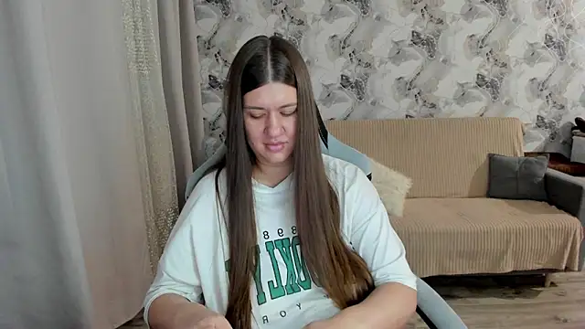 Lis Kollen online show from October 12, 1:24 pm