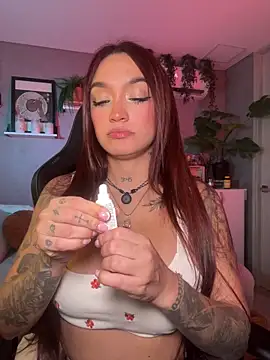 DaniDusan  online show from January 15, 8:59 pm