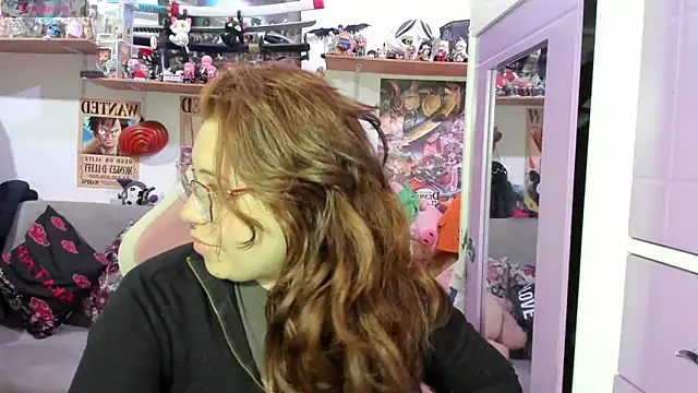 soficammy online show from March 20, 8:03 pm