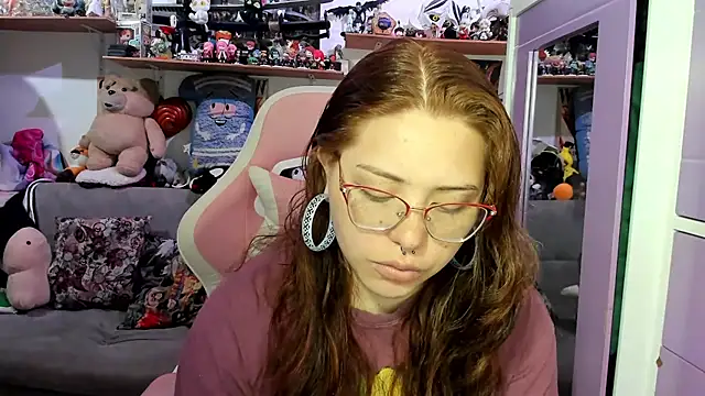 soficammy online show from June 10, 11:58 pm