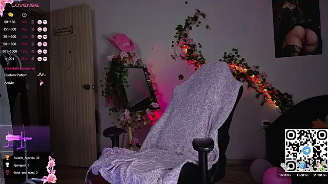 Silvia Santorskii online show from October 9, 8:07 am