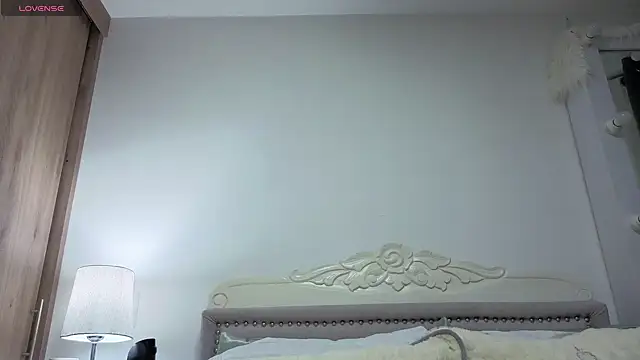 nelumbonucifera online show from September 10, 3:17 am