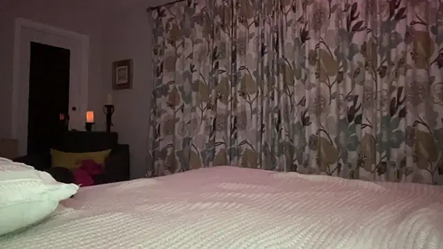 Fitnessbabe69 online show from December 14, 6:30 am